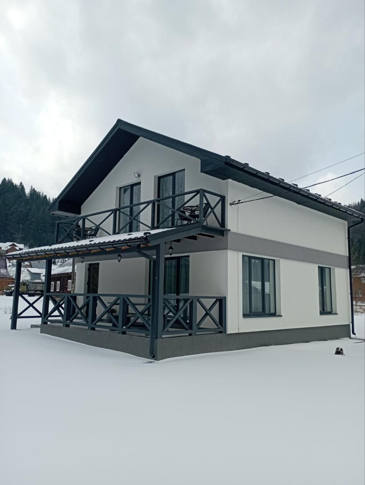 Maison d'hôtes U Anastasii I Sofii Bilya Richki à Mykulychyn Chambre photo