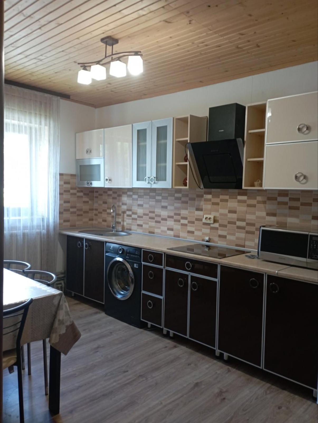 Maison d'hôtes U Anastasii I Sofii Bilya Richki à Mykulychyn Extérieur photo