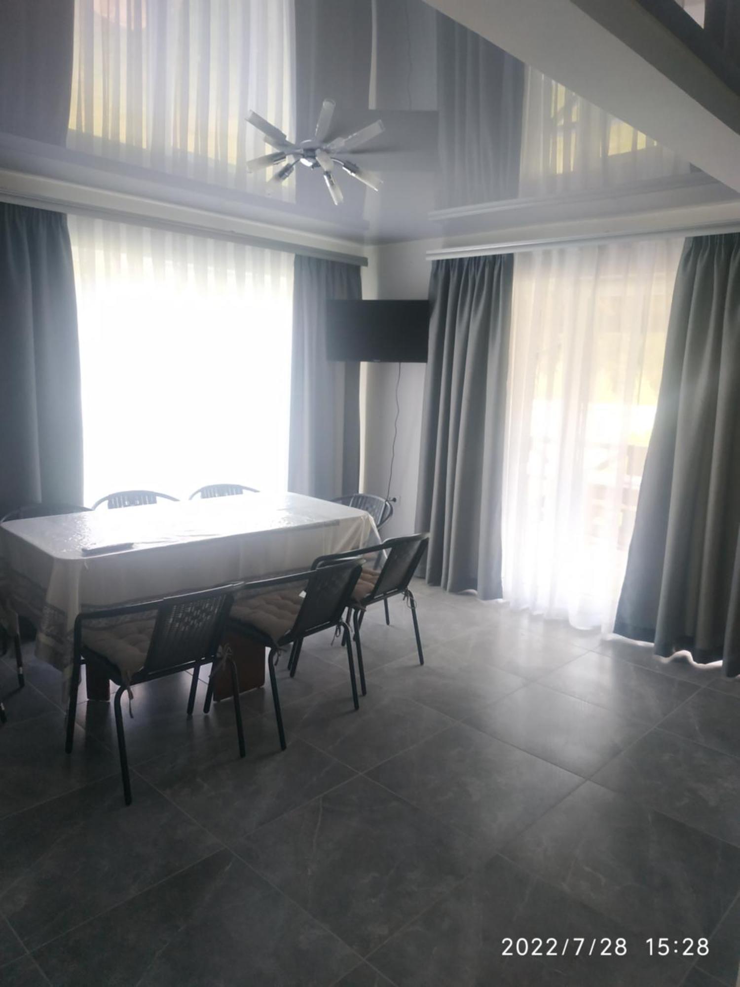 Maison d'hôtes U Anastasii I Sofii Bilya Richki à Mykulychyn Chambre photo