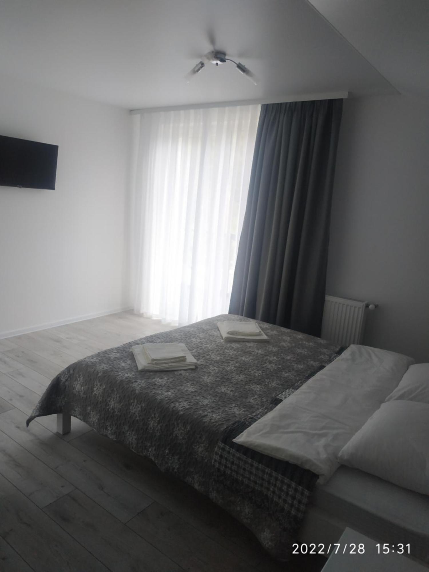 Maison d'hôtes U Anastasii I Sofii Bilya Richki à Mykulychyn Chambre photo