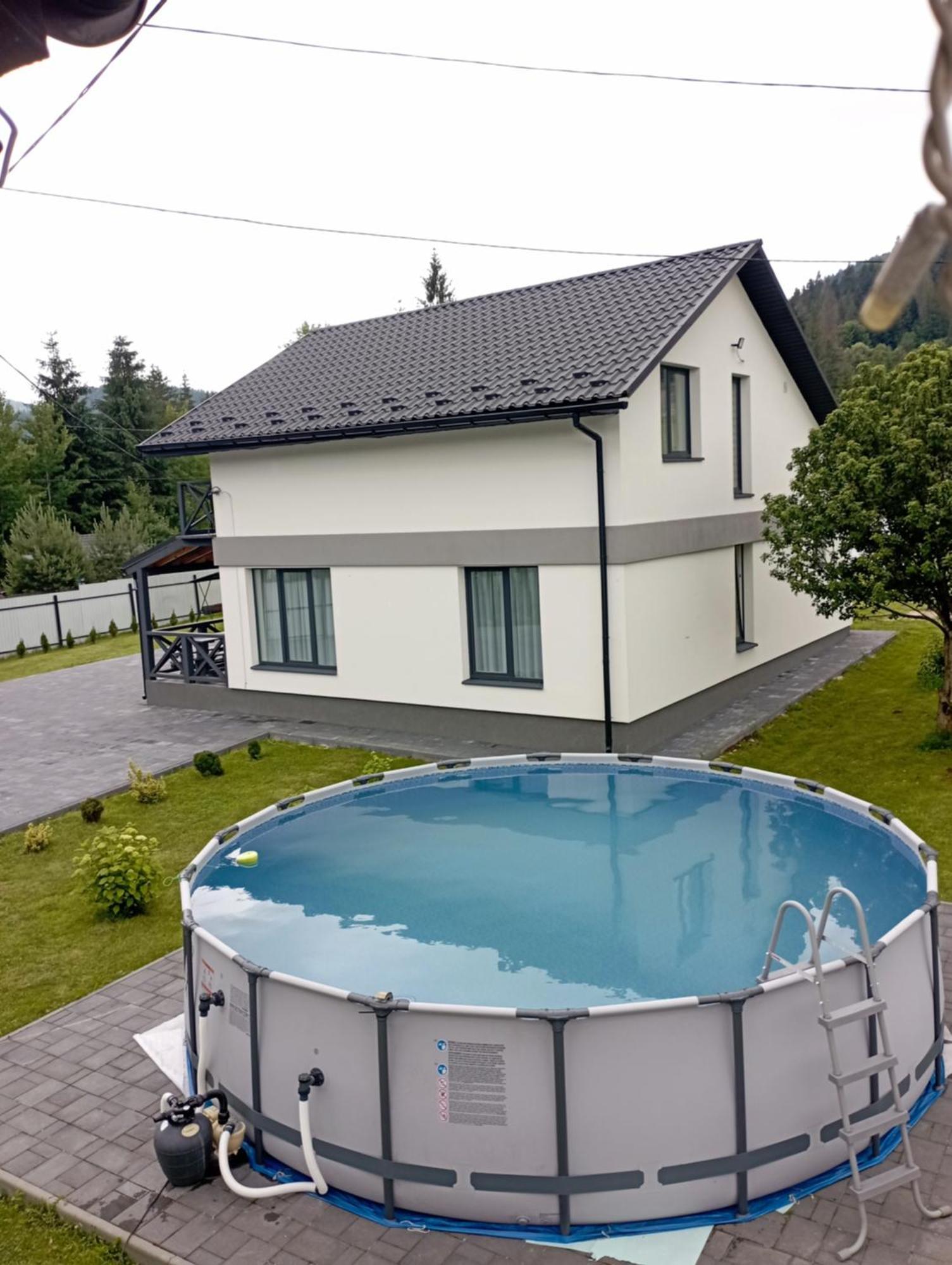 Maison d'hôtes U Anastasii I Sofii Bilya Richki à Mykulychyn Extérieur photo